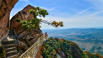 丹东凤凰山风景区_丹东凤凰山风景区介绍